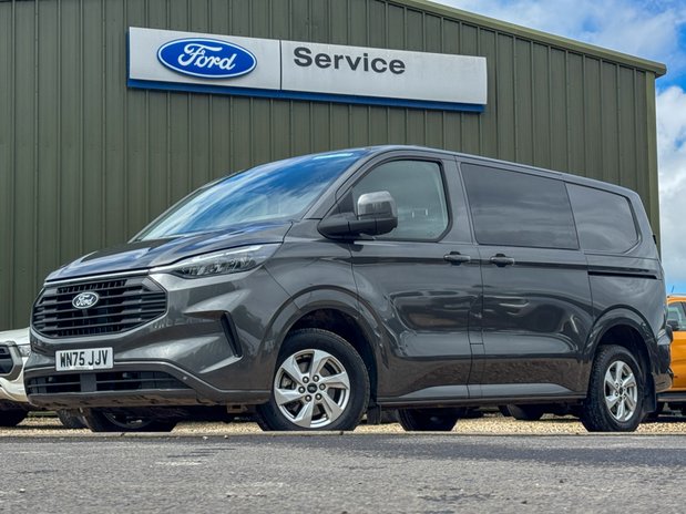 Ford Transit Custom Crew Cab AUTO SWB L1H1 Limited 320 Air Con Alloys Camera Sensors EURO 6 2