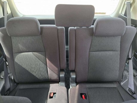 Toyota Alphard Auto+Petrol+7Seats 19