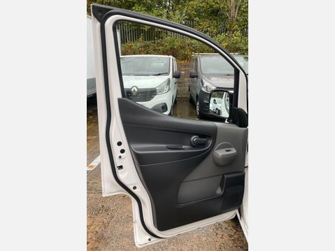 Nissan NV200 1.5 dCi Acenta Panel Van 6dr Diesel Manual SWB Euro 5 (AC) (90 ps) 30