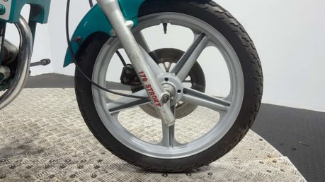 Hyosung Cruise 2001 17K CLASSIC CRUISER BIKE SPARES OR REPAIR 125CC 13