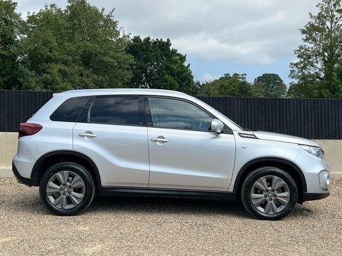 Suzuki Vitara SZ-T 5