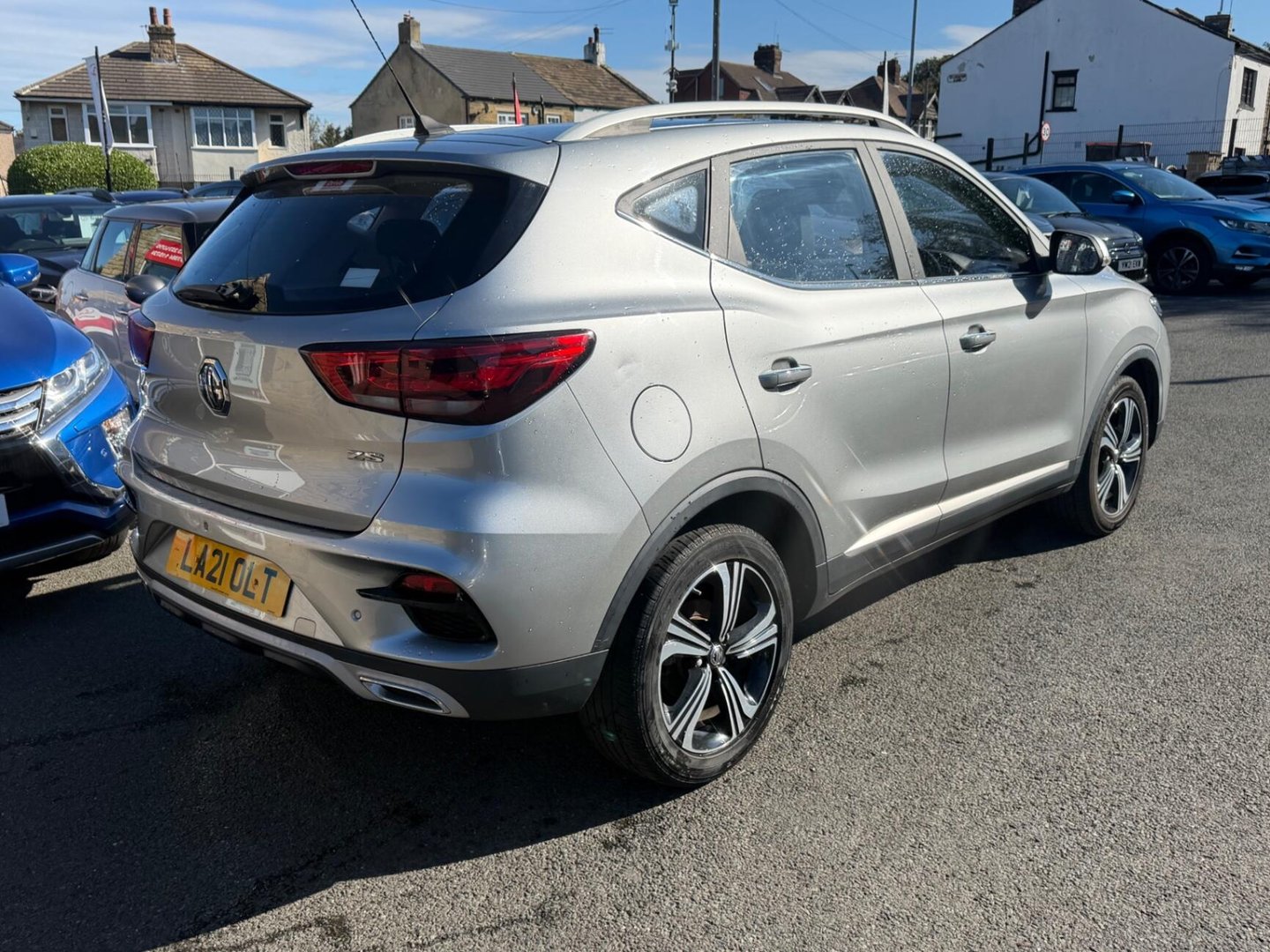 2021 MG Zs — image 4