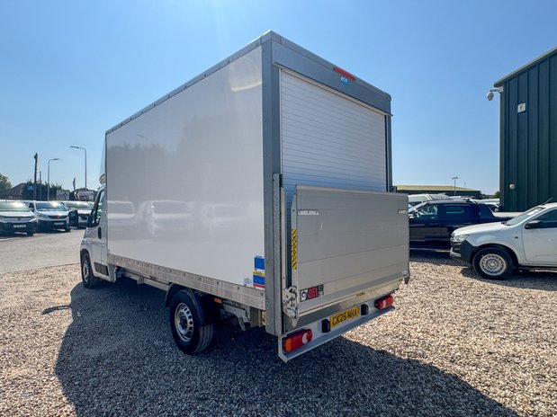 Citroen Relay Luton LWB L3 Enterprise Tail Lift 35 EURO 6 SELECT 11