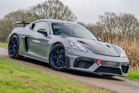 Porsche 718 GT4 RS 19