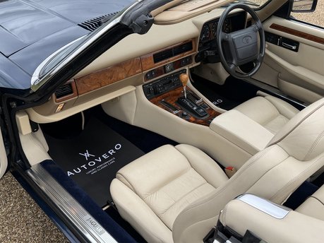 Jaguar XJS V12 CONVERTIBLE 2+2 43