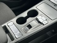 Hyundai KONA PREMIUM 28