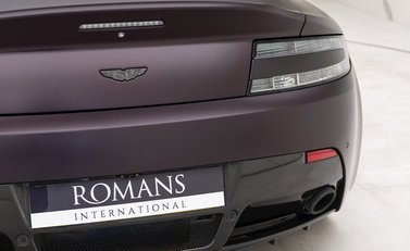 Aston Martin V12 Vantage S AMR 22