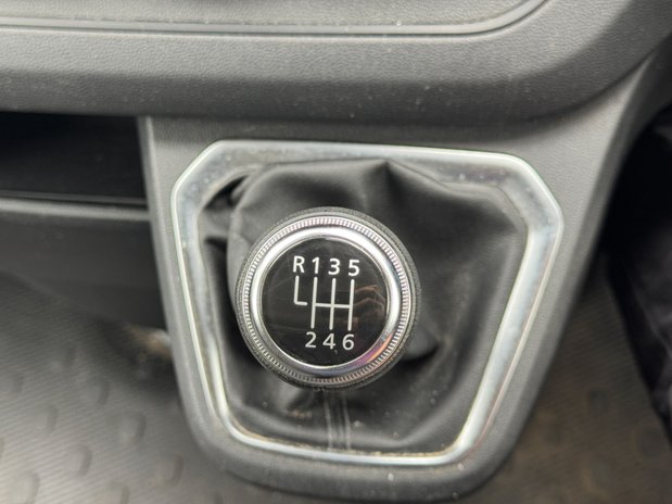 Renault Trafic LWB L2H1 Low Roof Sport Ll30 Air Con Sensors EURO 6 35