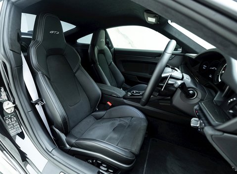 Porsche 911 (992) GT3 10