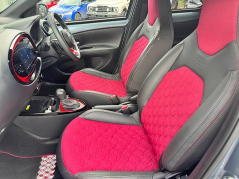 Toyota Aygo X VVT-I UNDERCOVER 30