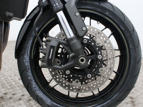 Kawasaki Z900RS Z900RS ZR 900 CKFA 28