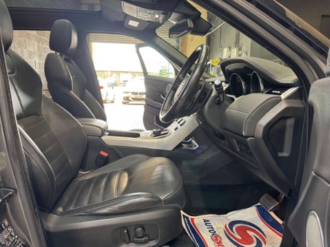 Land Rover Range Rover Evoque 2.0 Range Rover Evoque HSE Dynamic TD4 Auto 4WD 5dr 44