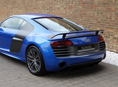 Audi R8 LMX 15