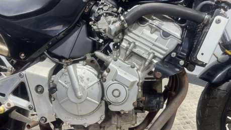 Honda CB 1998 54K PROJECT BIKE SPARES OR REPAIR 600CC 9