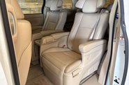 Toyota Vellfire V6 L Edition 17
