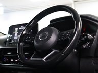 Nissan Qashqai DIG-T N-CONNECTA MHEV 34