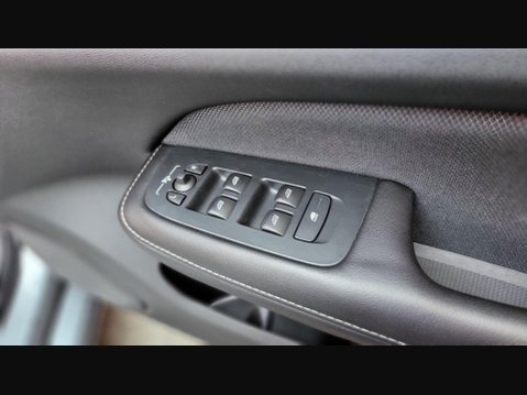 Volvo V60 T4 R-DESIGN PLUS 20