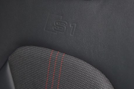 Audi A1 S1 QUATTRO 21