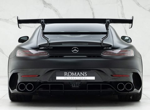 Mercedes-Benz Amg GT Black Series 18