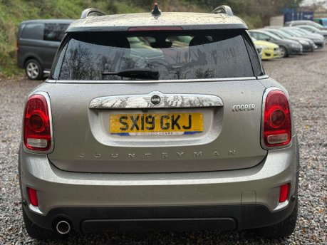 Mini Countryman 1.5 Countryman Cooper Exclusive Auto 5dr 4