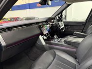 Land Rover Range Rover 4.4 P530 V8 First Edition SUV 5dr Petrol Auto 4WD Euro 6 (s/s) (530 ps) 31