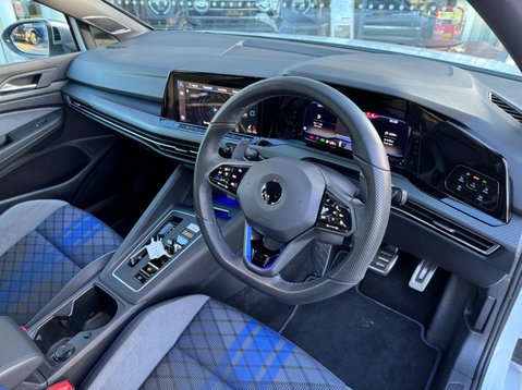 Volkswagen Golf 2.0 TSI R DSG 4Motion Euro 6 (s/s) 5dr 16