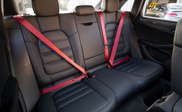 Porsche Macan Turbo 14