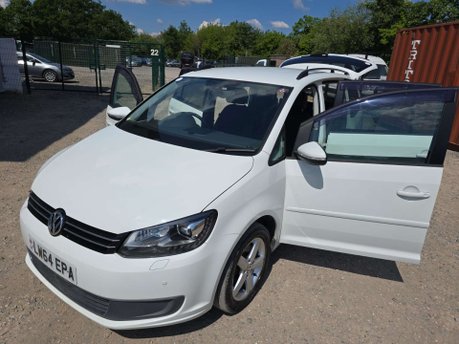 Volkswagen Touran 1.4 TSI BlueMotion Tech SEL MPV 5dr Petrol DSG Euro 6 (s/s) (150 ps) 38