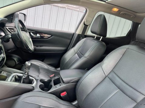 Nissan Qashqai 1.6 dCi Tekna Euro 6 (s/s) 5dr 35