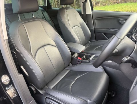 SEAT Leon 2.0 Leon Xcellence Luxury TSi Semi-Auto 5dr 14