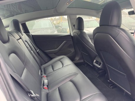 Tesla Model 3 STANDARD RANGE PLUS 12