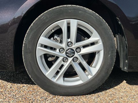 Suzuki Swace SZ-T 4