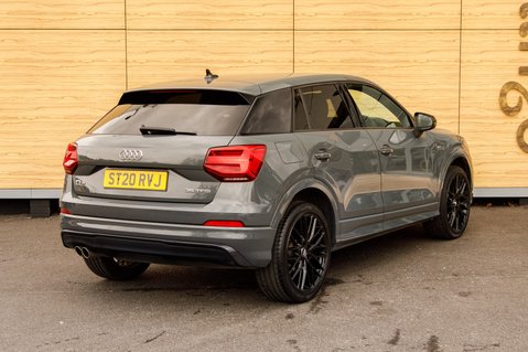 Audi Q2 TFSI S LINE BLACK EDITION 2