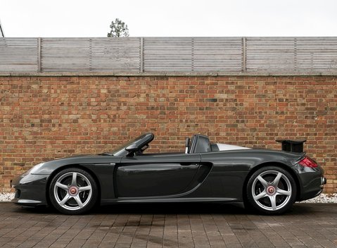 Porsche Carrera GT 2