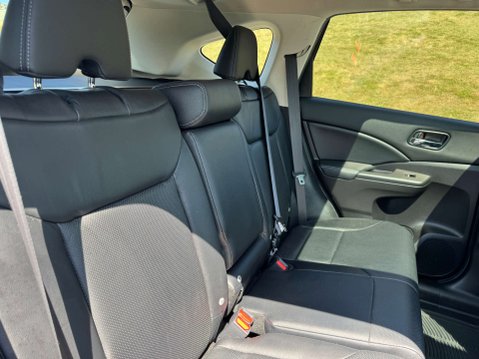 Honda CR-V 2.2 CR-V EX i-DTec 4WD 5dr 10