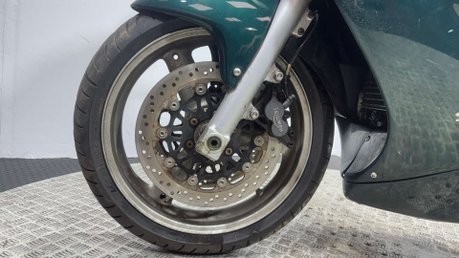 Triumph Sprint 955 ST 2001 26K RUNNING PROJECT BIKE SPARES OR REPAIR 955CC TOURER 13