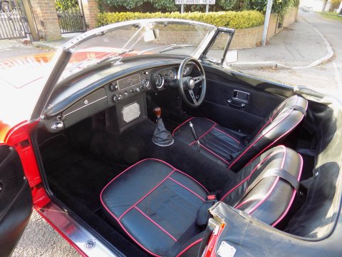 MG MGB MKII ROADSTER 18