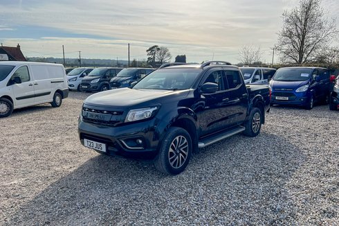 2017 Toyota HiluxCrew Cab 4X4 Active 4WD Air Con Rear Camera EURO 6 NO VAT — thumbnail 42 of 50