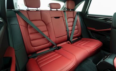 Porsche Macan GTS 13
