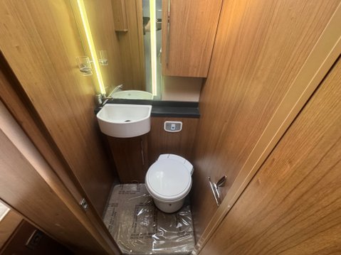 Auto-Trail Mohawk *** SOLD *** 30