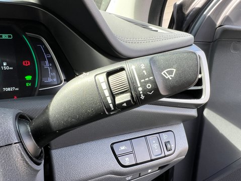 Hyundai IONIQ 1.6 h-GDi Premium Hatchback 5dr Petrol Hybrid DCT Euro 6 (s/s) (141 ps) 23