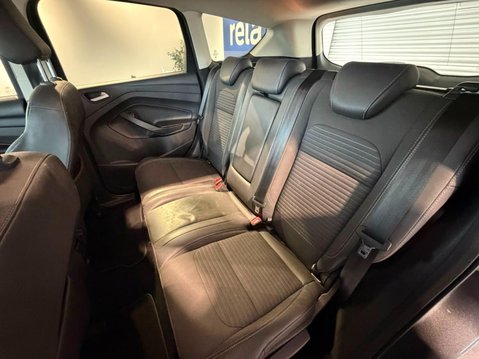 Ford Kuga 2.0 TDCi Titanium Euro 6 (s/s) 5dr 29