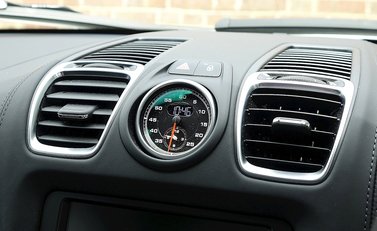 Porsche Cayman GTS 3