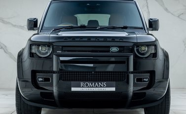 Land Rover Defender 110 V8 P525 4