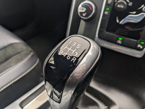 Volvo XC60 D4 R-DESIGN NAV 27