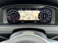 Volkswagen Golf GTI PERFORMANCE TSI DSG 62
