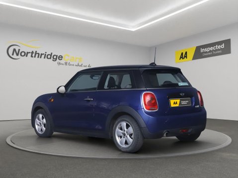 Mini Hatch 1.5 Cooper Auto Euro 6 (s/s) 3dr 6