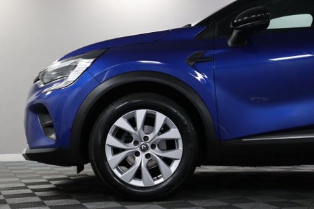 Renault Captur ICONIC TCE 27