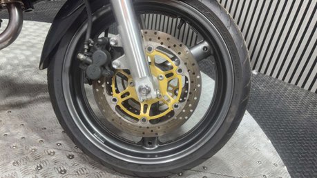 Suzuki SV650 2000 25K 1 OWNER PROJECT BIKE SPARES OR REPAIR 650CC A2 7