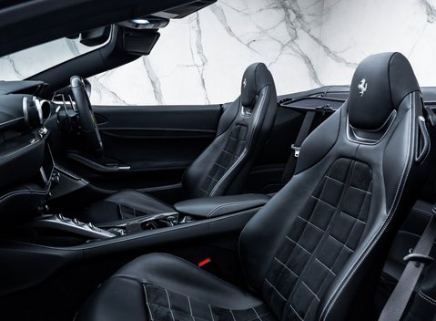 Ferrari Portofino 21